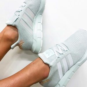 Adidas swift run vapor green 6.5 w